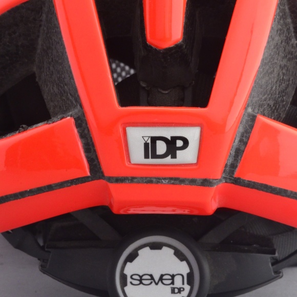 7iDP M4 Helmet Size: Small/Medium - Picture 5 of 16